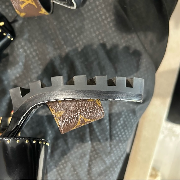 Size 41 (10.5) Star Trail Louis Vuitton Heel. Only worn once - Picture 5 of 13